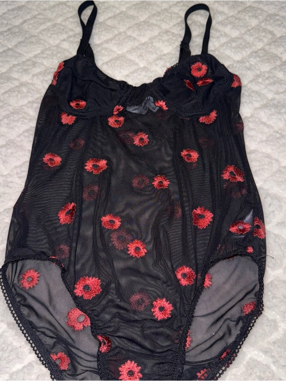 Princess Polly Mesh Bodysuit with Flower Design - Picture 2 of 5